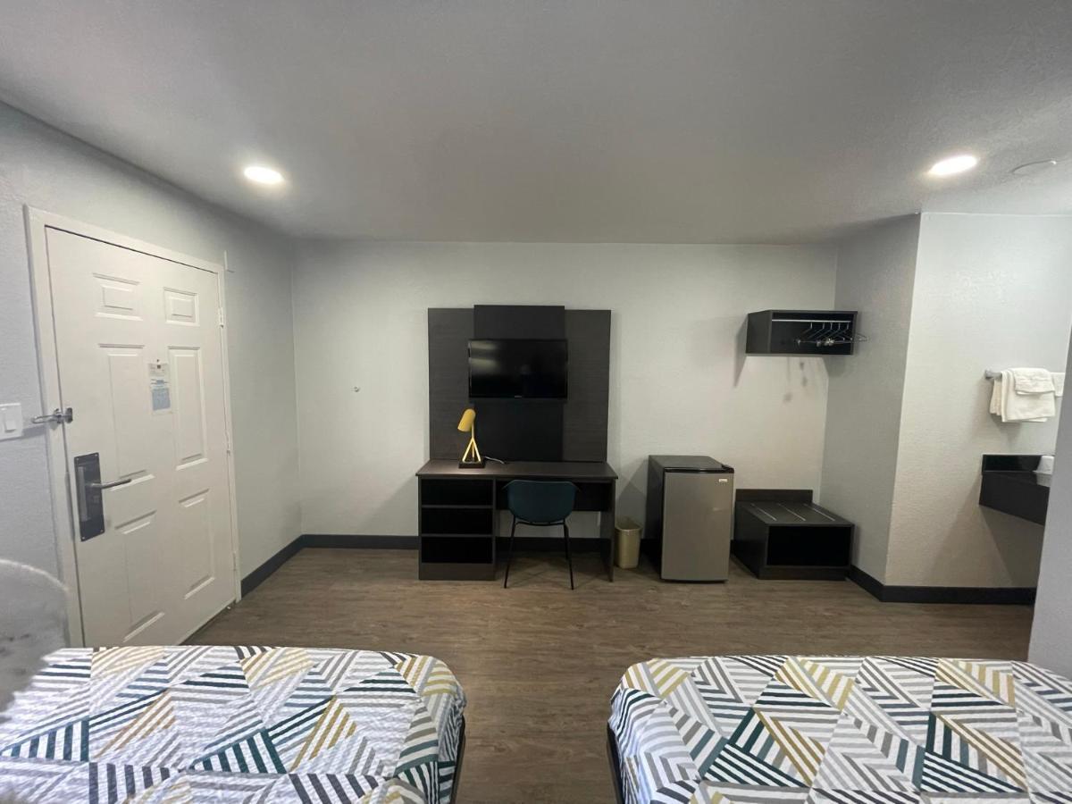 Motel 6 Denton, Tx - Unt Dış mekan fotoğraf