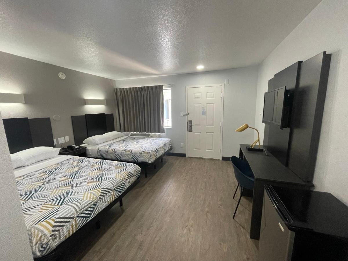 Motel 6 Denton, Tx - Unt Dış mekan fotoğraf